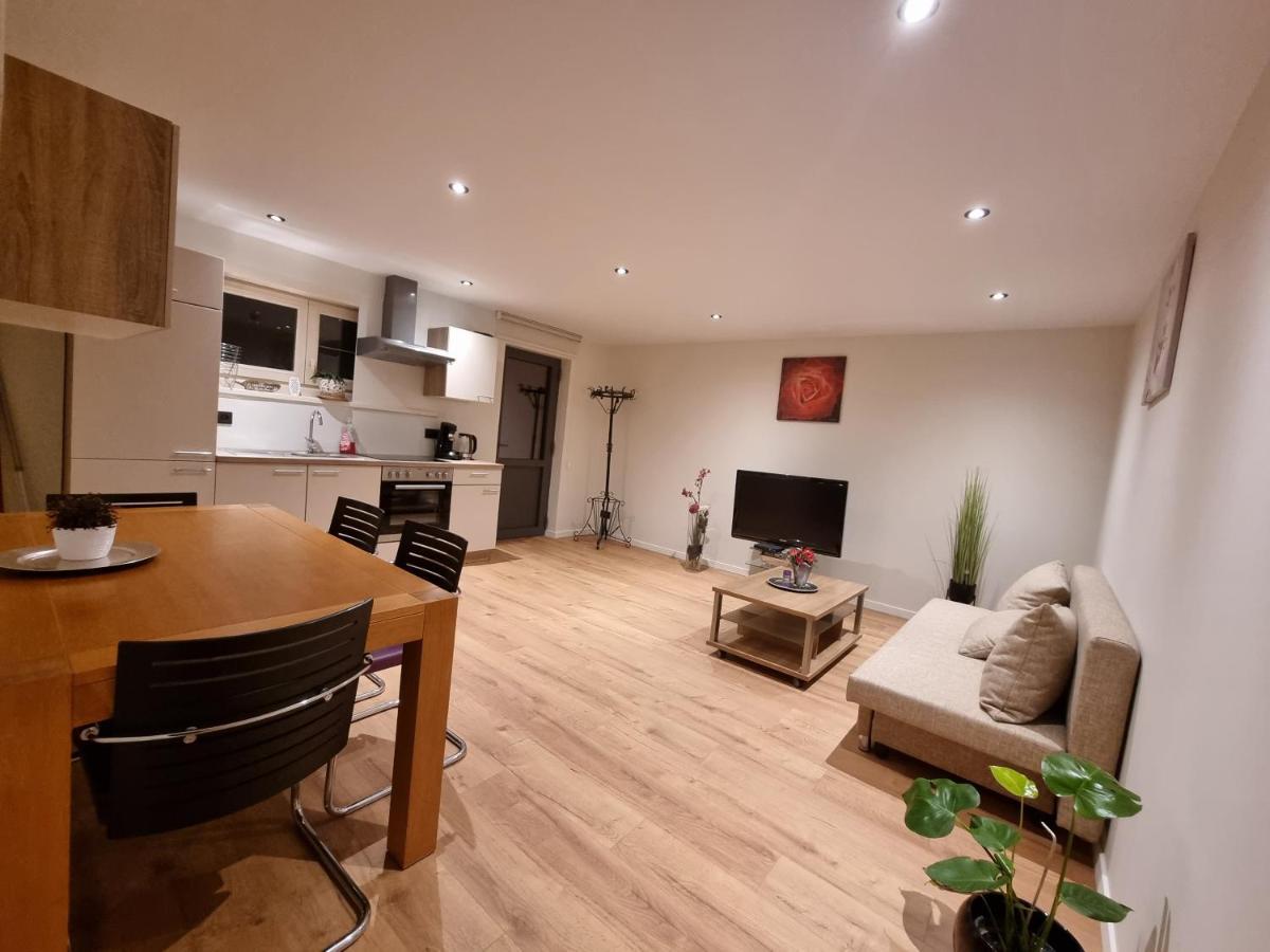 Susberg 4 Apartment Pelt Bagian luar foto