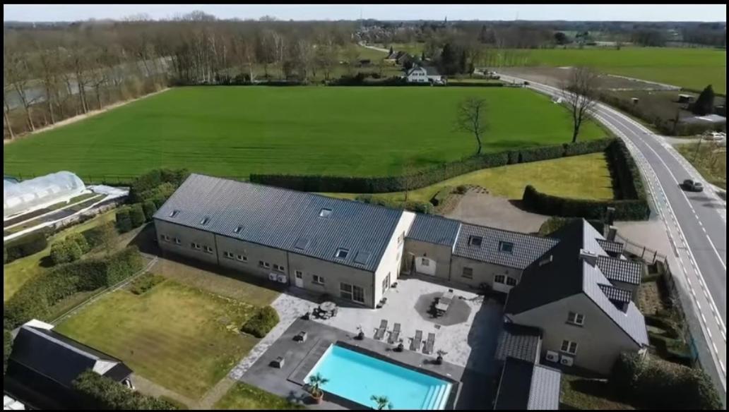 Susberg 4 Apartment Pelt Bagian luar foto