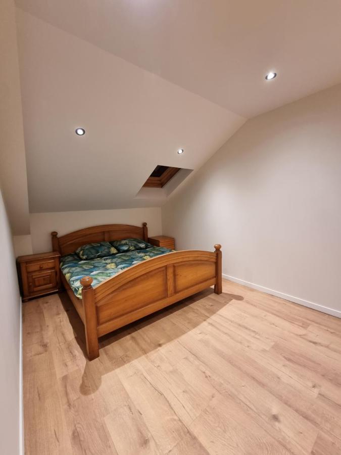 Susberg 4 Apartment Pelt Bagian luar foto